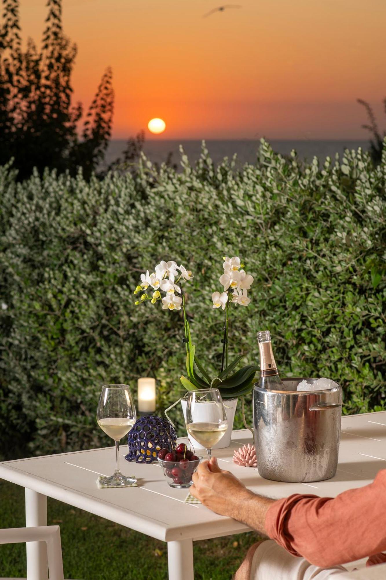 Orablu Executive Villas Forio di Ischia Esterno foto